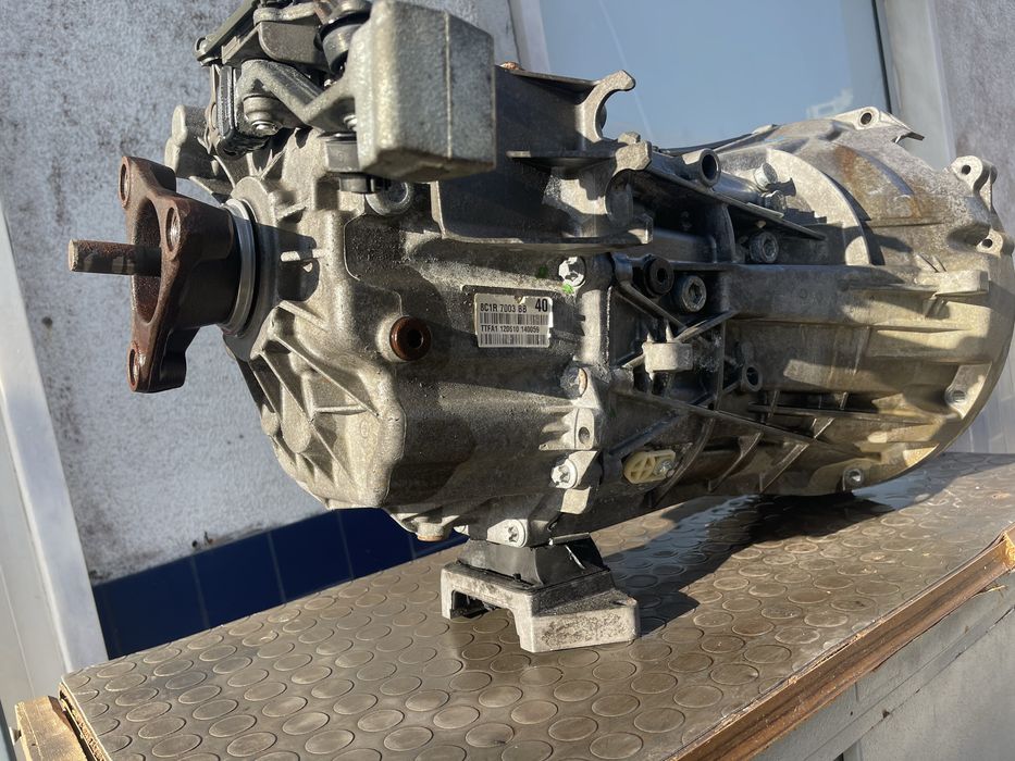 Caixa de velocidades FORD TRANSIT rodado duplo ano 2007.