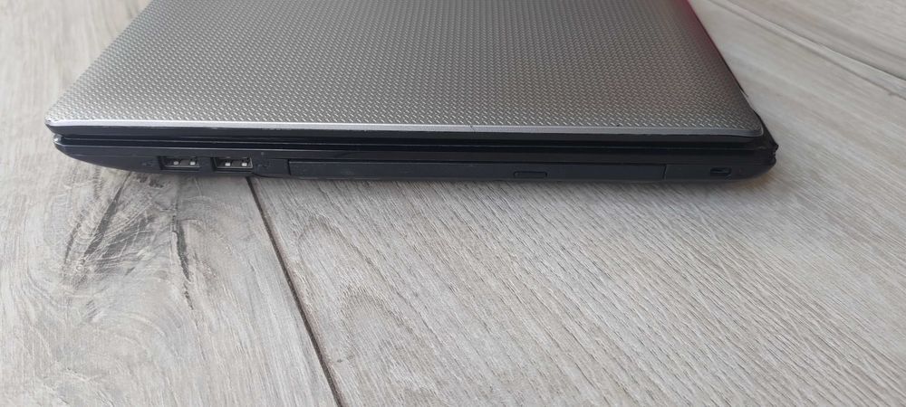 Acer Aspire 5741G i5-430M GeForce GT 320M