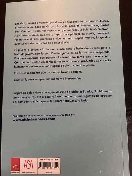 Livro novo de Nicholas Sparks “um momento inesquecivel”