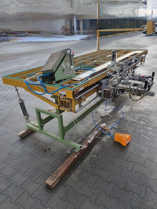 Stół do okuwania okien URBAN