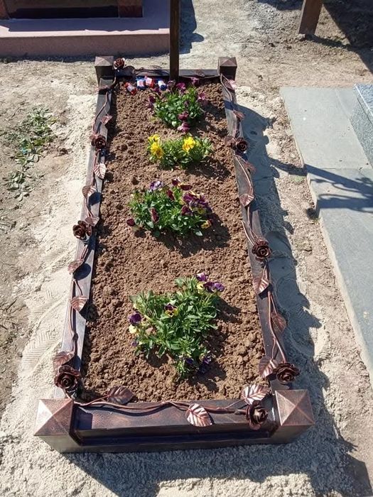 Оградки,хрести ,лавочки і столи ,доставка і монтаж.