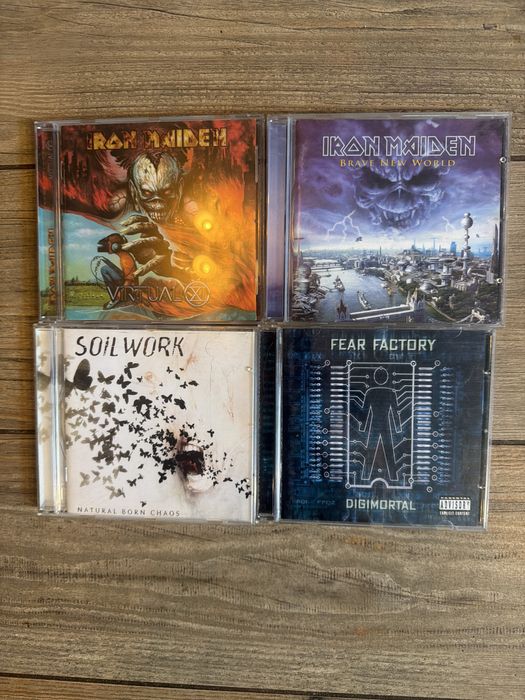 Rezerwacja płyty CD oryginalne stan bdb cena za komplet