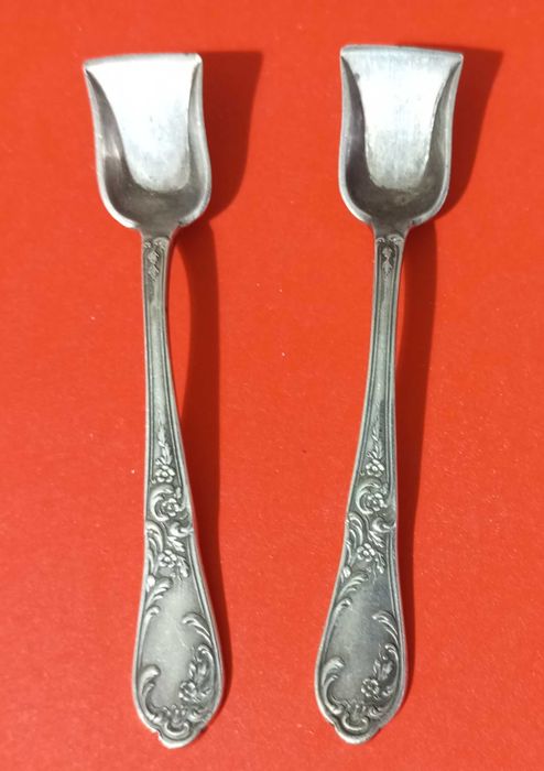 Colheres de açúcar em alpaca