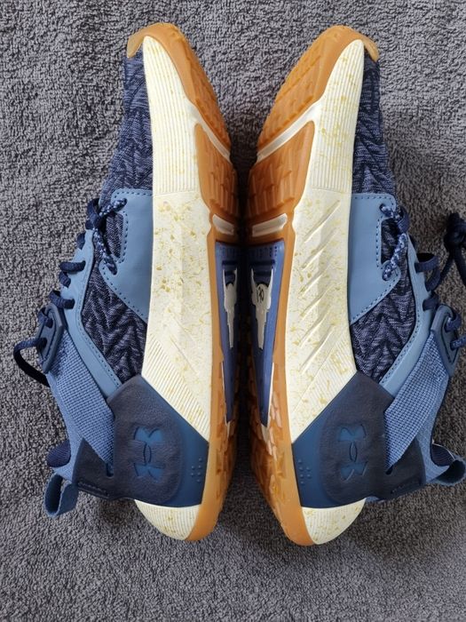 Buty Under Armour 38 24cm