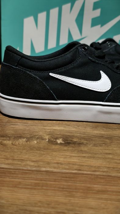 Buty Męskie Trampki Sportowe NIKE Sb Chron 2 Rozmiar Eu 42 - 26,5 cm