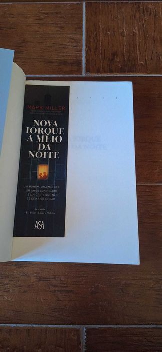 Livro "Nova Iorque a meio da noite"