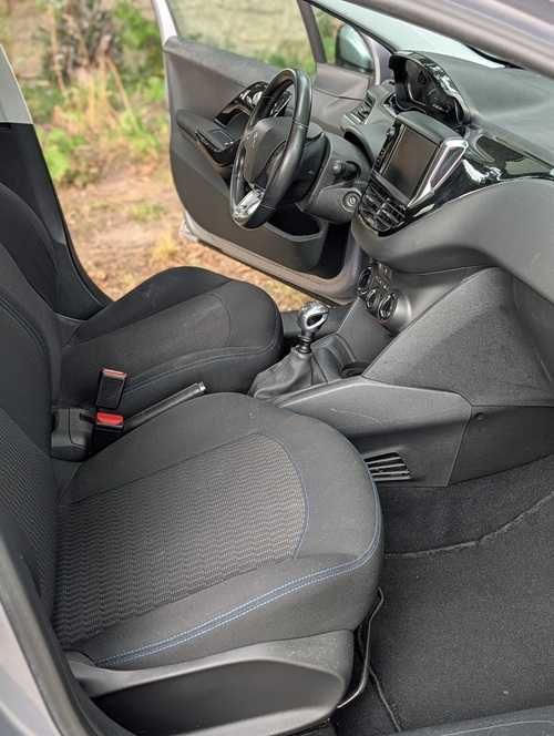 Peugeot 208 1.5 BlueHdi Signature 2019