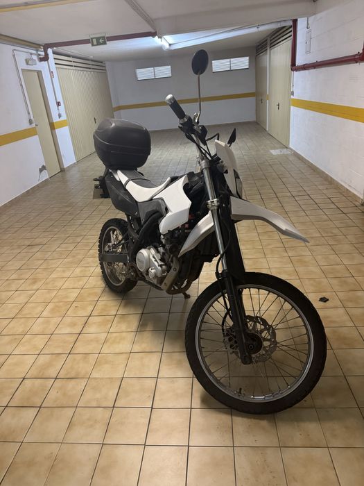 Yamaha WR 125 R