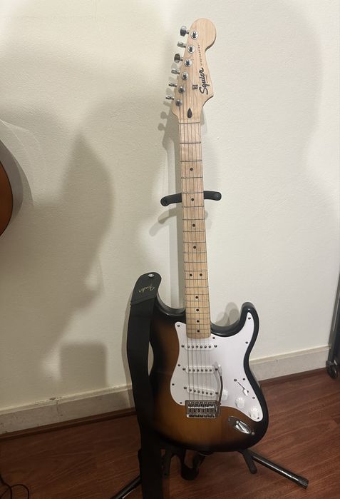 Fender Squier Sonic Stratocaster Sunburst