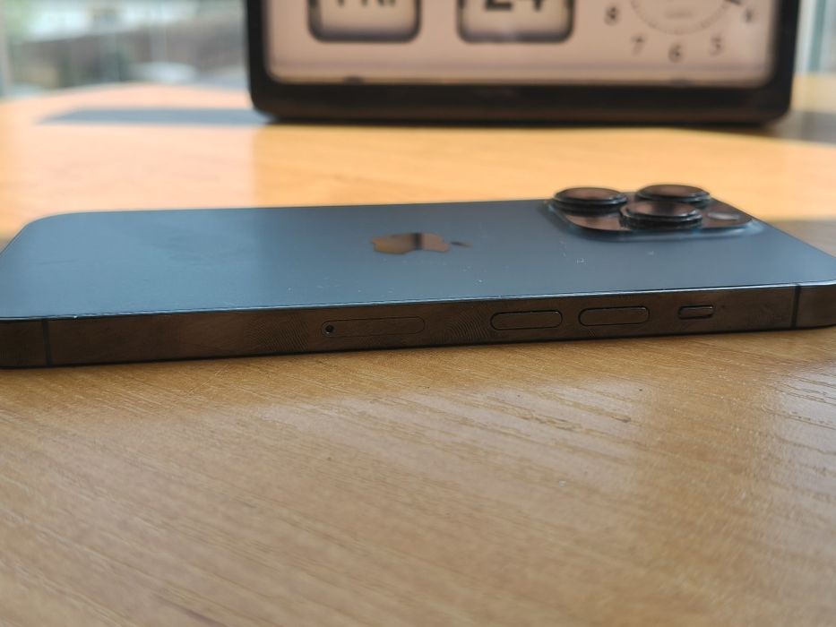 iPhone 13pro 128 neverlock space grey