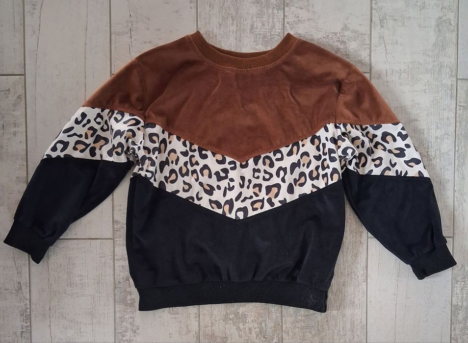 Zestaw mini paka ubrań spodnie bluza r. 128