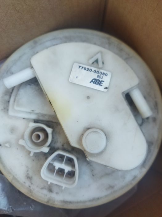Bomba de gasolina yaris 2006