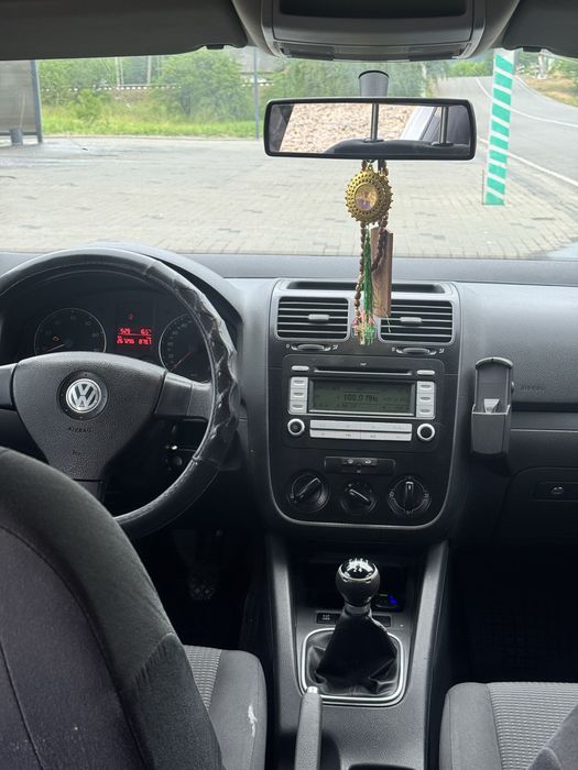 Продаж Golf 1.6 benzin