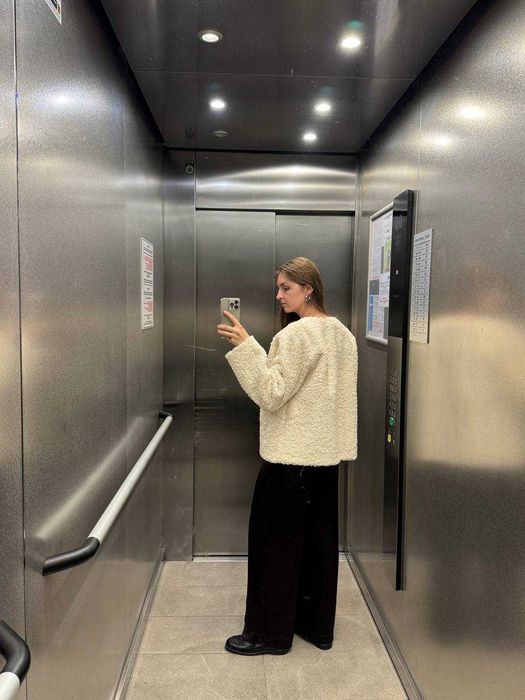 Kurtka typu teddy Zara krótki płaszcz z imitacji baranka