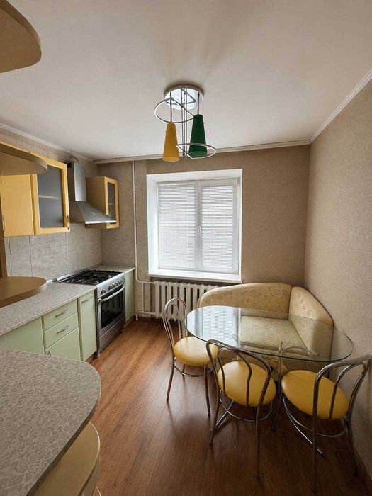 Продаж 2к двокімнатна квартира, Слов'янка, Цегла