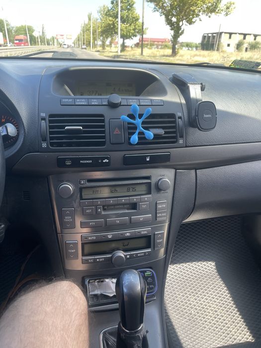 Продам Тойоту Авенсіс