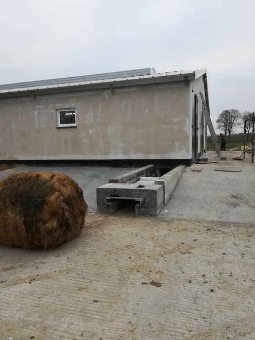 Zgarniacz wygarniacz obornika