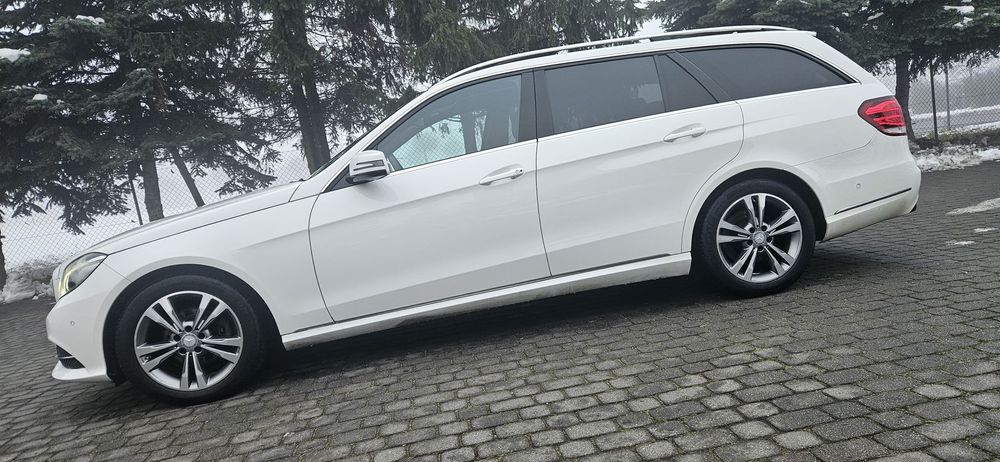 Mercedes-Benz Klasa E 2.0-184KM*LED*Czujniki*Grzane fotele*El.bagażnik,Hak,Panorama*Póskóry*