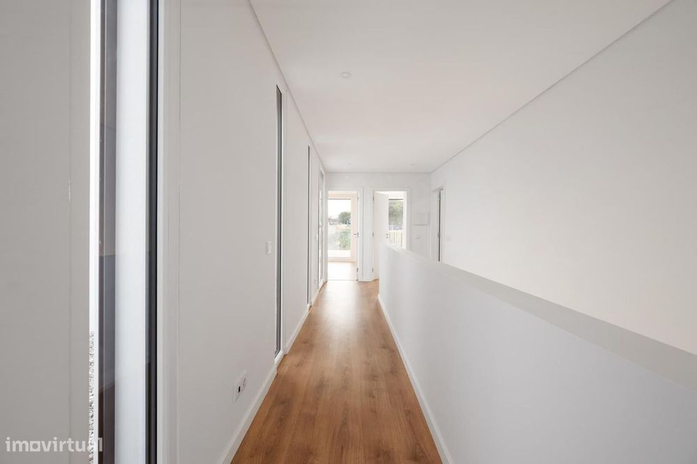 Moradia Geminada T3 com piscina, Quinta da Amizade, Setubal