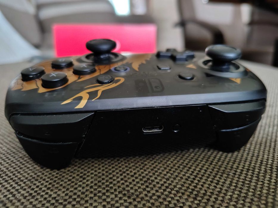 Nintendo Switch Pro Controller - edycja Monster Hunter Rise