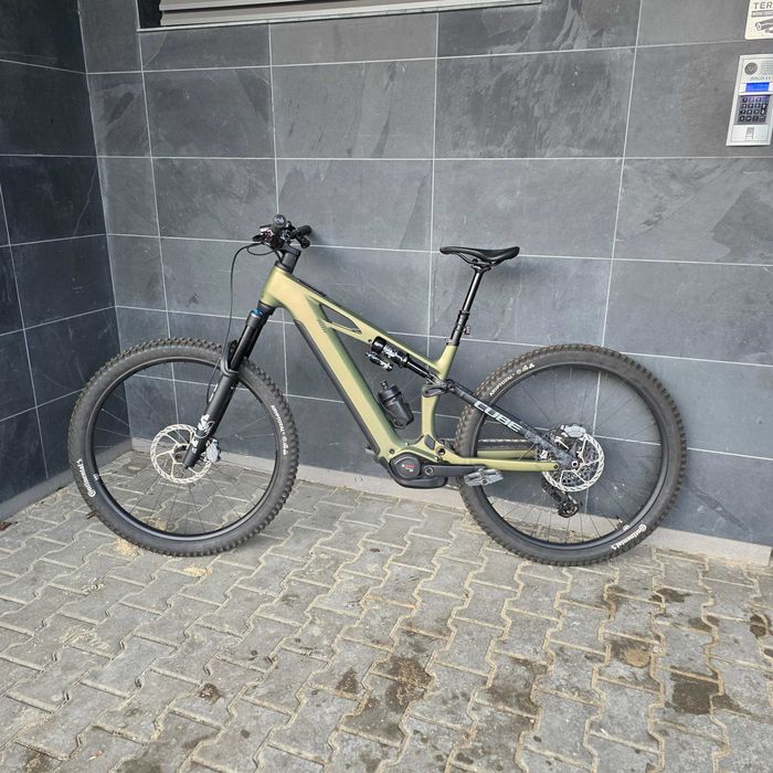 Rower CUBE Stereo Hybrid ONE44 HPC TM 800