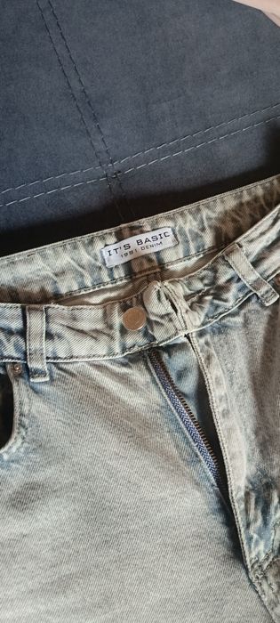 Джинси кльош, штани широкі