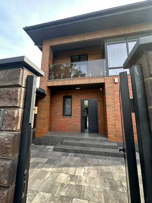 Продаж БУДИНКУ 145 м2, ділянка 5 соток. Стоянка 2, Ірпінь