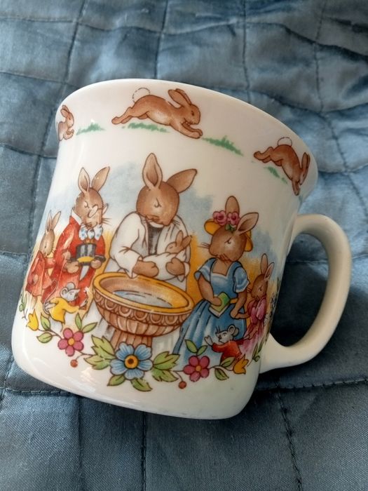 Горнятко 200 мл святкове подарунок на христини"Зайчики святкують Христ