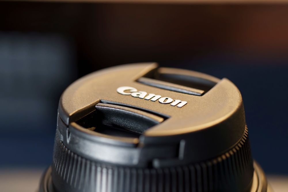 Canon EF-S 35mm f/2.8 Macro IS STM – Como Nova