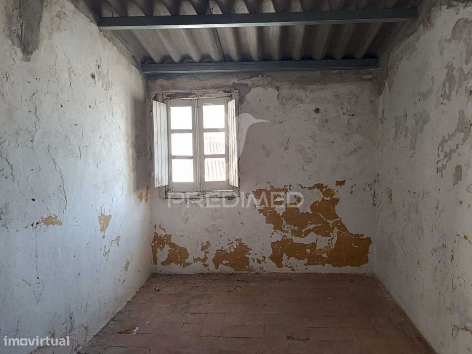 Invista no coração de Estremoz — Alentejo, Portugal!