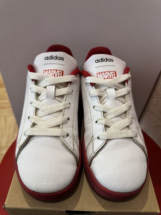 Оригінальні кеди/кросівки adidas marvel 31,5p