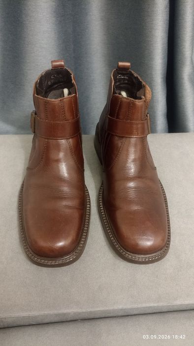 Шкіряні черевики -Clarks