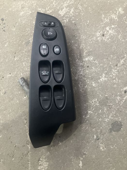 Honda Civic VIII 8 hybrid - panel szyb lusterek