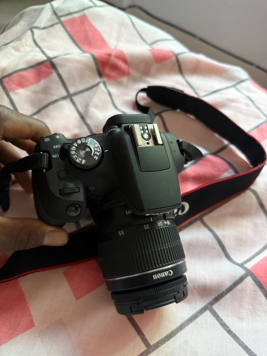Canon EOS 2000D + Kit Completo – Como Nova