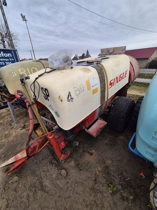 Opryskiwacz sadowniczy 1500l