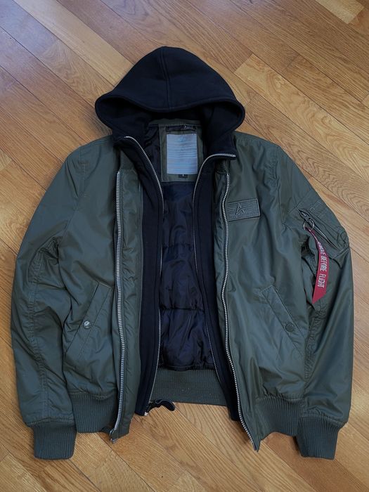 Бомбер зимній Alpha Industries MA-1 D-Tec