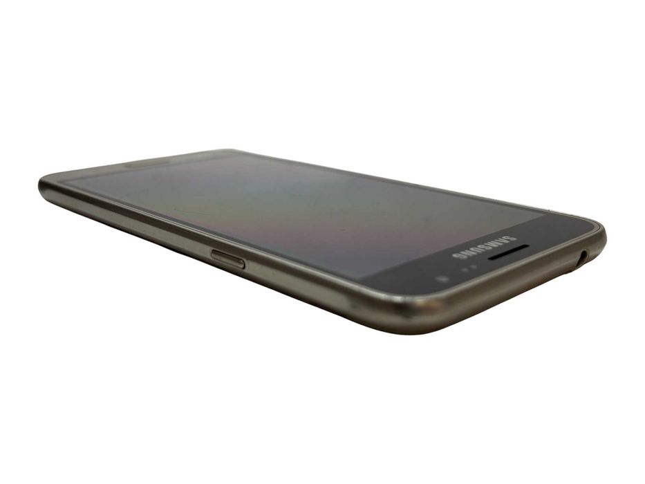 Smartfon Samsung Galaxy J3 2016 2 GB / 8 GB złoty