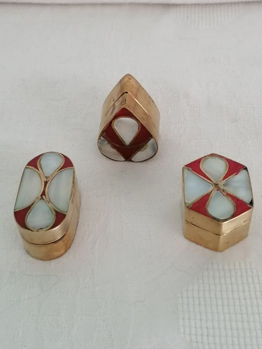 Caixinhas antigas latao