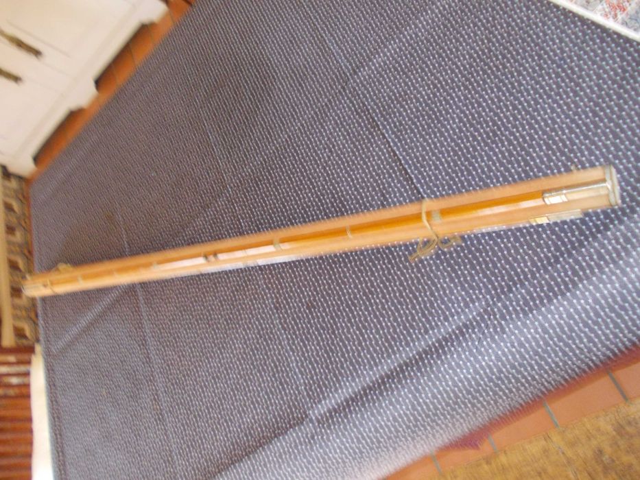 Rara Cana de Pesca Bamboo Sextavado com Caixa de Proteção