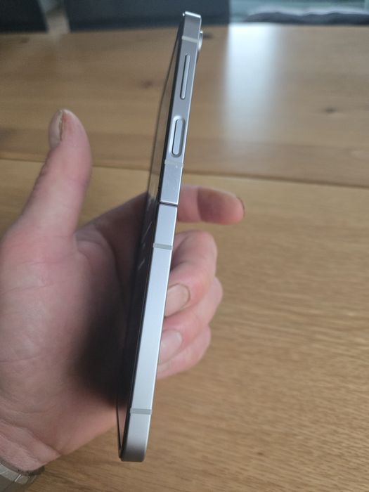 Samsung flip 6 okazja