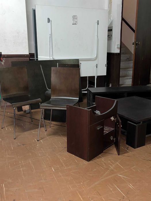 Móveis de escritório