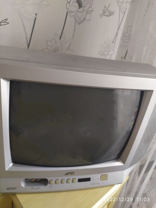 Телевізор JVC AV-14F4TEE робочий