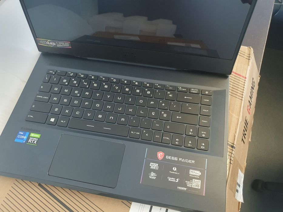 MSI GE66 RAIDER (RTX 3080 - ecrã 4k OLED) c/ garantia