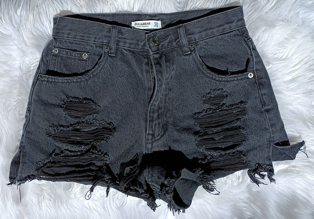 Krótkie spodenki Pull &Bear