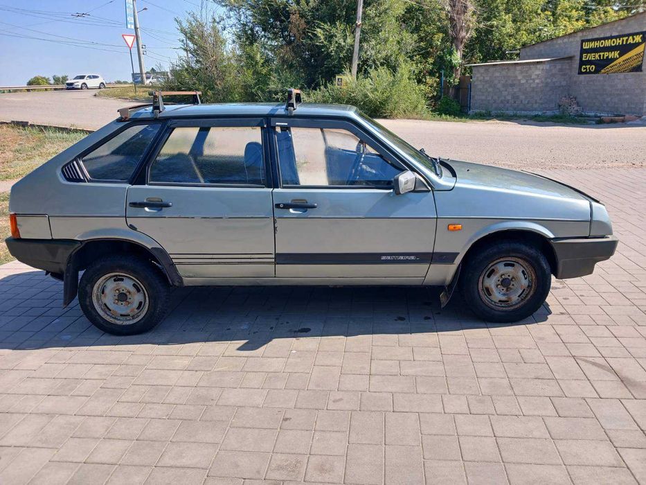 Продажа автомобілю ВАЗ- 2109