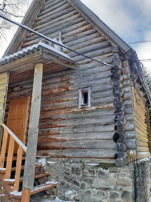 Будинок на гірськолижній трасі, гора Красія, Вишка, Закарпаття