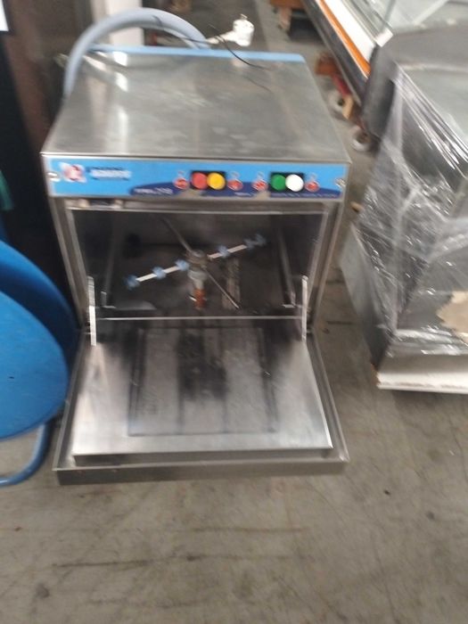 Máquina de lavar louça industrial