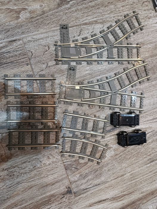 LEGO tory, zwrotnice , silnik 9V do pociągów Kleszczów • OLX.pl