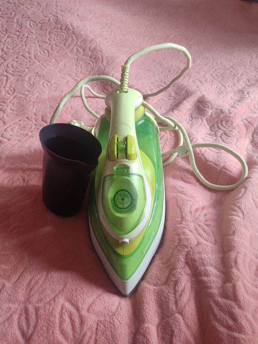 Утюг Philips в хорошем состоянии