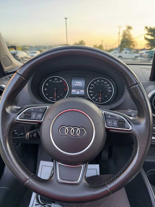 Audi A3      2015